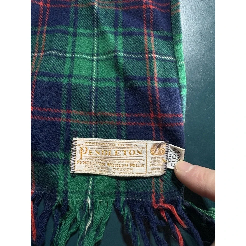Vintage Pendleton Woolen Mills Tartan Plaid Pure Virgin Wool Scarf‎ Made In USA